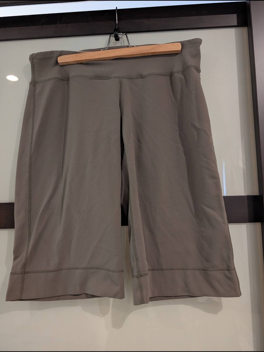 Vintage Lululemon Clamdiggers